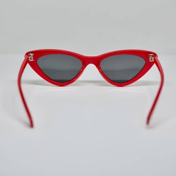 50's Style Studded "Red Lips" Mid Century Sunnies - Picture 7 of 8